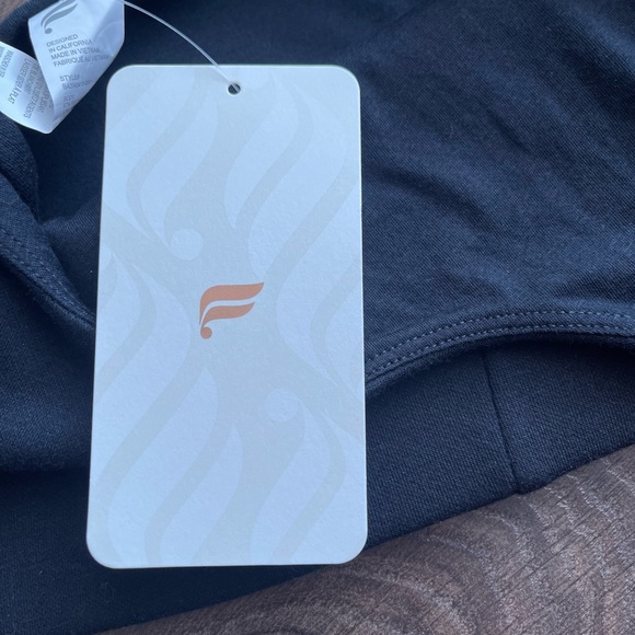 Fabletics Sport Bra - Picture 5 of 5